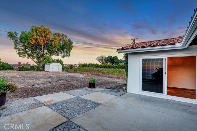 Huge Level Area in Backyard Overlooking Canyon