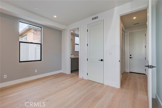 2004 Grant Avenue, Redondo Beach, California 90278, 4 Bedrooms Bedrooms, ,5 BathroomsBathrooms,Residential,Sold,Grant,PV19040673