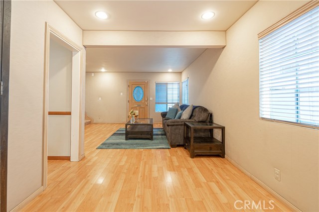 1505 Ford Avenue, Redondo Beach, California 90278, 4 Bedrooms Bedrooms, ,3 BathroomsBathrooms,Residential,Sold,Ford,SB20221423