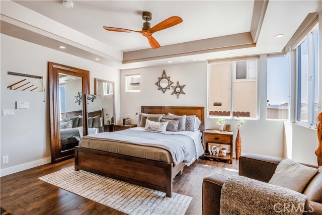 228 33rd Street, Manhattan Beach, California 90266, 3 Bedrooms Bedrooms, ,1 BathroomBathrooms,Residential,Sold,33rd,SB19198538