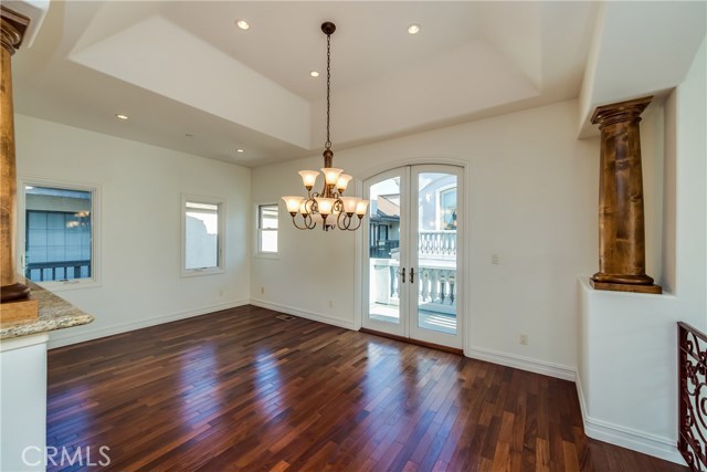 607 Guadalupe Avenue, Redondo Beach, California 90277, 4 Bedrooms Bedrooms, ,4 BathroomsBathrooms,Residential,Sold,Guadalupe,PV18043170