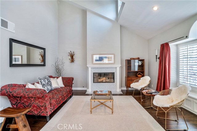 2301 Walnut Avenue, Manhattan Beach, California 90266, 4 Bedrooms Bedrooms, ,3 BathroomsBathrooms,Residential,Sold,Walnut,SB19070535