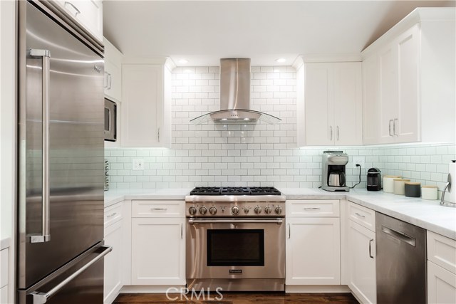 2812 Elm Avenue, Manhattan Beach, California 90266, 4 Bedrooms Bedrooms, ,4 BathroomsBathrooms,Residential,Sold,Elm,SB20183081