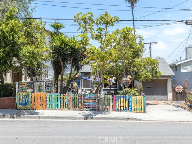 2527 Valley Drive, Manhattan Beach, California 90266, 2 Bedrooms Bedrooms, ,1 BathroomBathrooms,Residential,Sold,Valley,SB21125381