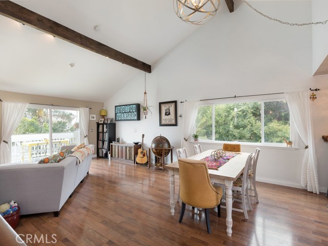 110 Juanita Avenue, Redondo Beach, California 90277, 2 Bedrooms Bedrooms, ,1 BathroomBathrooms,Residential,Sold,Juanita,SB19190456