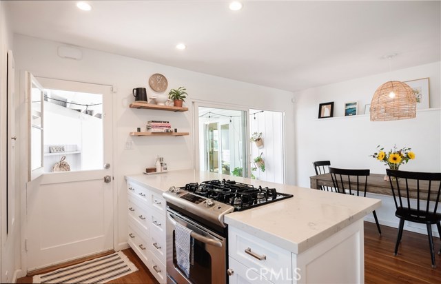 1200 Magnolia Avenue, Manhattan Beach, California 90266, 2 Bedrooms Bedrooms, ,1 BathroomBathrooms,Residential,Sold,Magnolia,SB20091640
