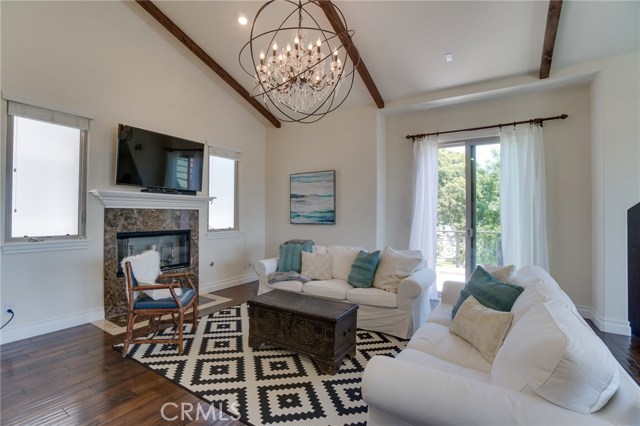 523 Lucia Avenue, Redondo Beach, California 90277, 4 Bedrooms Bedrooms, ,4 BathroomsBathrooms,Residential,Sold,Lucia,SB18107148