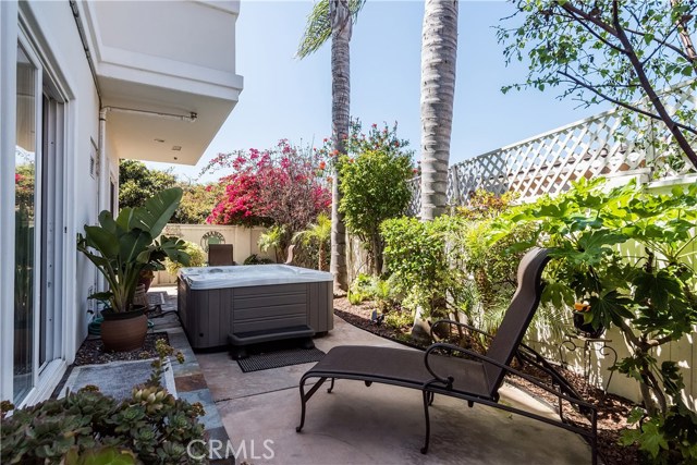 205 Helberta Avenue, Redondo Beach, California 90277, 4 Bedrooms Bedrooms, ,3 BathroomsBathrooms,Residential,Sold,Helberta,SB18113990