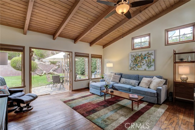 607 Camino Real, Redondo Beach, California 90277, 2 Bedrooms Bedrooms, ,2 BathroomsBathrooms,Residential,Sold,Camino Real,SB20134527