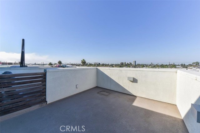 17th Street, 92627, ,For Sale,17th,OC20232304