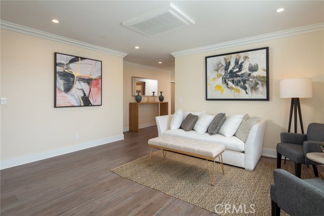 3208 Pacific Avenue, Manhattan Beach, California 90266, 4 Bedrooms Bedrooms, ,3 BathroomsBathrooms,Residential,Sold,Pacific,SB18253050