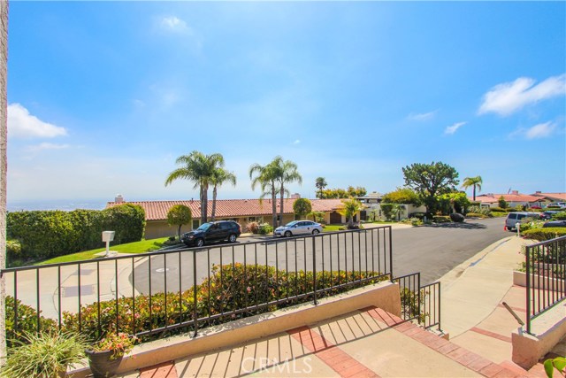 3528 Newridge Drive, Rancho Palos Verdes, California 90275, 4 Bedrooms Bedrooms, ,3 BathroomsBathrooms,Residential,Sold,Newridge,PW18107604