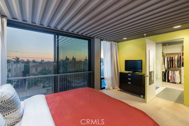 806 Juanita Avenue, Redondo Beach, California 90277, 3 Bedrooms Bedrooms, ,2 BathroomsBathrooms,Residential,Sold,Juanita,SB18289178