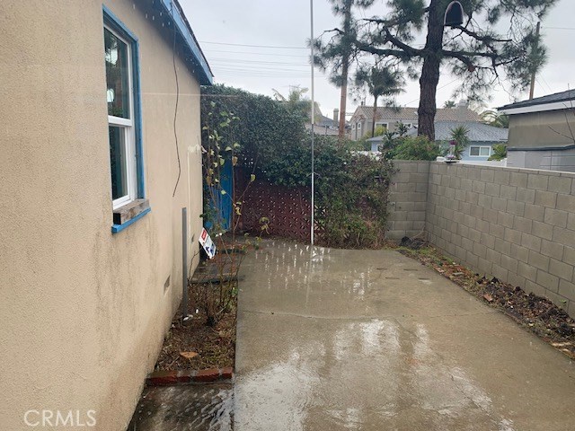 2200 Robinson Street, Redondo Beach, California 90278, 2 Bedrooms Bedrooms, ,2 BathroomsBathrooms,Residential,Sold,Robinson,PV21019471