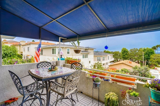 710 Beryl Street, Redondo Beach, California 90277, 3 Bedrooms Bedrooms, ,3 BathroomsBathrooms,Residential,Sold,Beryl,SB20099707