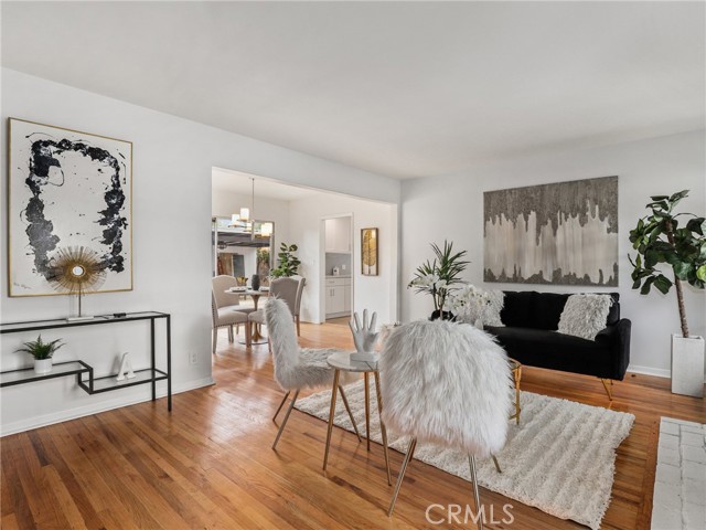 2 Bed Home for Sale in Van Nuys, California