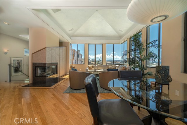 113 19th Street, Manhattan Beach, California 90266, 3 Bedrooms Bedrooms, ,2 BathroomsBathrooms,Residential,Sold,19th,SB20062018