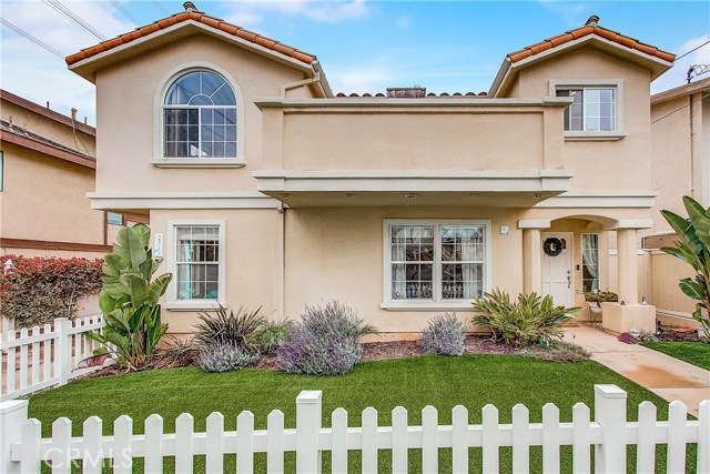 2513 Mathews Avenue, Redondo Beach, California 90278, 4 Bedrooms Bedrooms, ,3 BathroomsBathrooms,Residential,Sold,Mathews,SB20051919