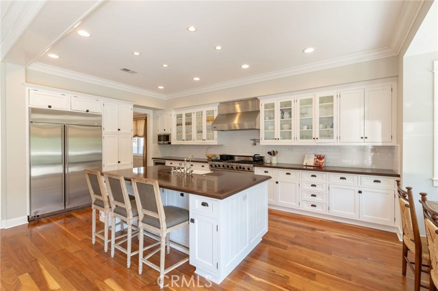 2614 Pacific Avenue, Manhattan Beach, California 90266, 4 Bedrooms Bedrooms, ,3 BathroomsBathrooms,Residential,Sold,Pacific,SB19106317