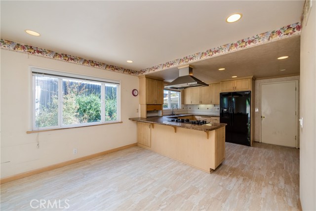 5669 Whitecliff Drive, Rancho Palos Verdes, California 90275, 4 Bedrooms Bedrooms, ,3 BathroomsBathrooms,Residential,Sold,Whitecliff,PV17220054