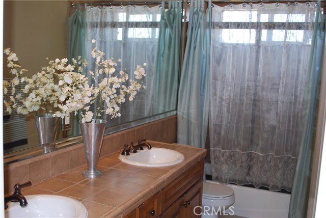 Hallway Bathroom upstairs.