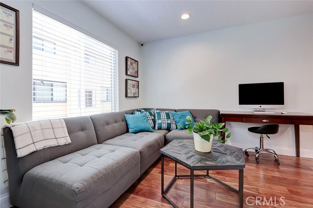 2304 Mathews Avenue, Redondo Beach, California 90278, 2 Bedrooms Bedrooms, ,1 BathroomBathrooms,Residential,Sold,Mathews,SB20078612