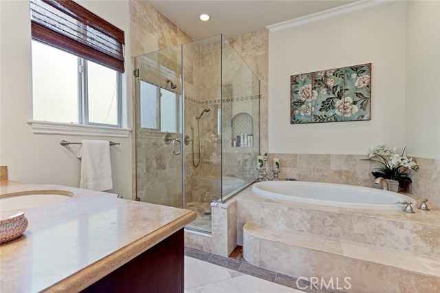 523 Lucia Avenue, Redondo Beach, California 90277, 4 Bedrooms Bedrooms, ,4 BathroomsBathrooms,Residential,Sold,Lucia,SB17150006