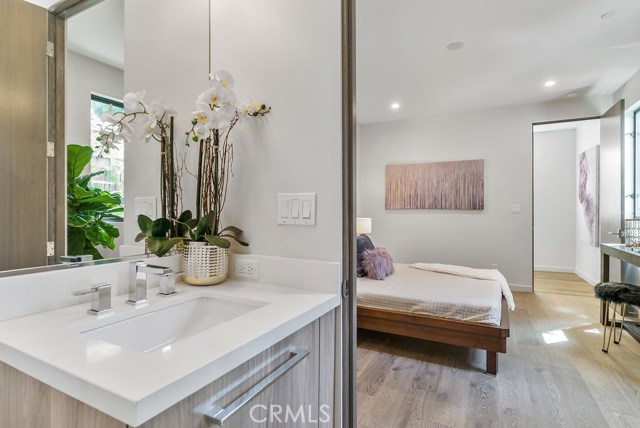 1832 Pacific Coast Highway, Hermosa Beach, California 90254, 3 Bedrooms Bedrooms, ,3 BathroomsBathrooms,Residential,Sold,Pacific Coast Highway,SB18123044