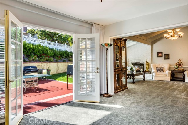 2903 Inglewood Avenue, Redondo Beach, California 90278, 3 Bedrooms Bedrooms, ,3 BathroomsBathrooms,Residential,Sold,Inglewood,SB17088747