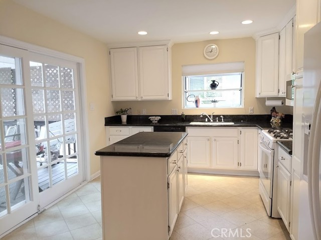 2326 Ralston Lane, Redondo Beach, California 90278, 3 Bedrooms Bedrooms, ,2 BathroomsBathrooms,Residential,Sold,Ralston,SB21098288