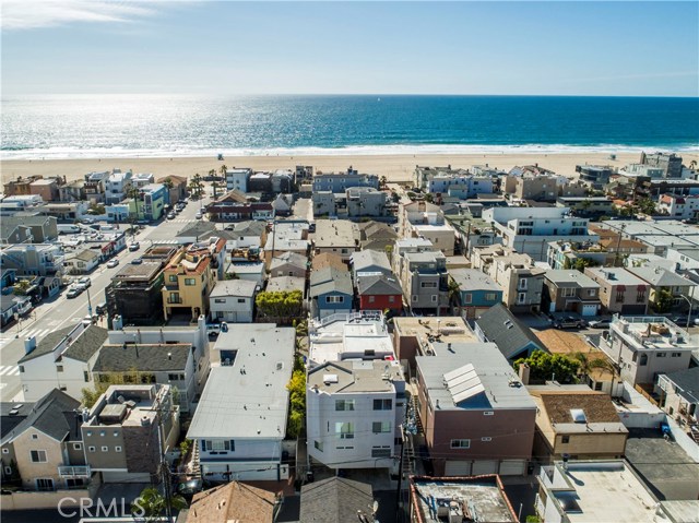 228 Manhattan Avenue, Hermosa Beach, California 90254, 3 Bedrooms Bedrooms, ,3 BathroomsBathrooms,Residential,Sold,Manhattan,PV18057092