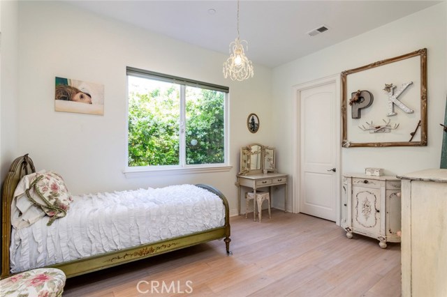 700 Avenue C, Redondo Beach, California 90277, 5 Bedrooms Bedrooms, ,5 BathroomsBathrooms,Residential,Sold,Avenue C,SB19123719