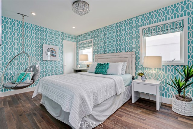 524 14th Street, Manhattan Beach, California 90266, 4 Bedrooms Bedrooms, ,3 BathroomsBathrooms,Residential,Sold,14th,SB19119459