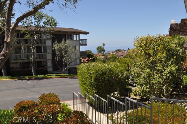 6526 Ocean Crest Drive, Rancho Palos Verdes, California 90275, 2 Bedrooms Bedrooms, ,2 BathroomsBathrooms,Residential,Sold,Ocean Crest,SB18108520