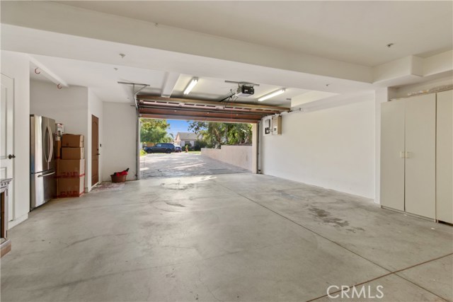 4 Cars attached garage