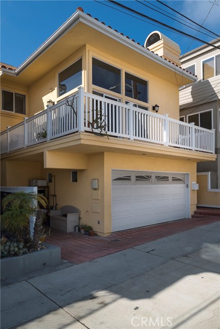 405 21st Place, Manhattan Beach, California 90266, 3 Bedrooms Bedrooms, ,2 BathroomsBathrooms,Residential,Sold,21st,SB18166249