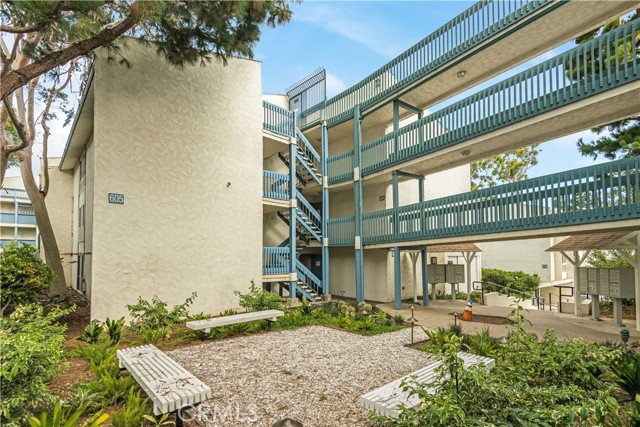 605 Prospect Avenue, Redondo Beach, California 90277, 1 Bedroom Bedrooms, ,1 BathroomBathrooms,Residential,Sold,Prospect,PV21160727