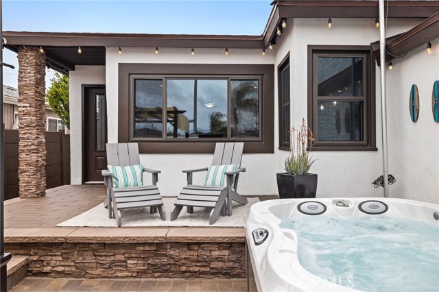 4 Bed Home for Sale in Hawthorne, California