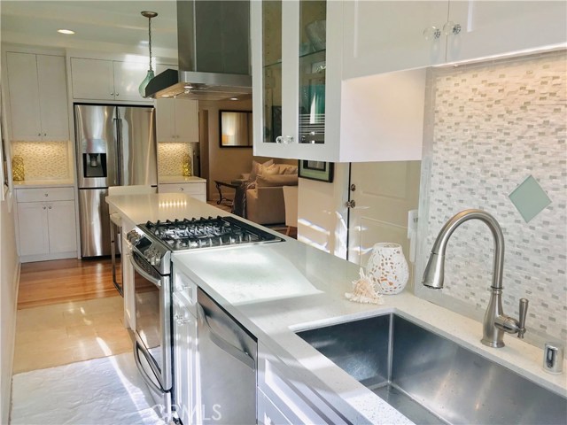 1730 Goodman Avenue, Redondo Beach, California 90278, 3 Bedrooms Bedrooms, ,Residential,Sold,Goodman,SB18243752