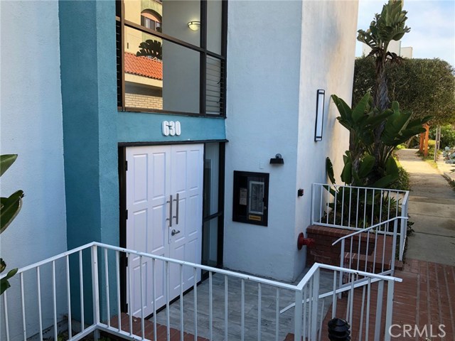 630 The Village, Redondo Beach, California 90277, 1 Bedroom Bedrooms, ,1 BathroomBathrooms,Residential,Sold,The Village,SW19205554