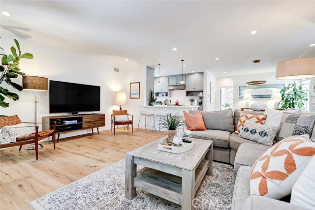 3513 Oak Avenue, Manhattan Beach, California 90266, 3 Bedrooms Bedrooms, ,1 BathroomBathrooms,Residential,Sold,Oak,SB20182757