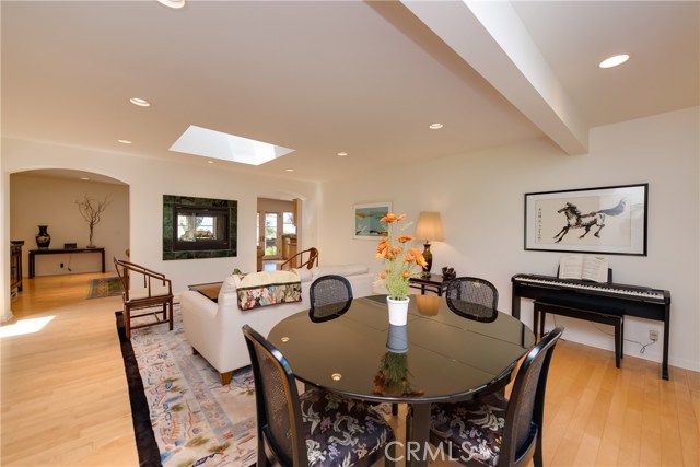 2631 Via Carrillo, Palos Verdes Estates, California 90274, 3 Bedrooms Bedrooms, ,2 BathroomsBathrooms,Residential,Sold,Via Carrillo,PV17093733
