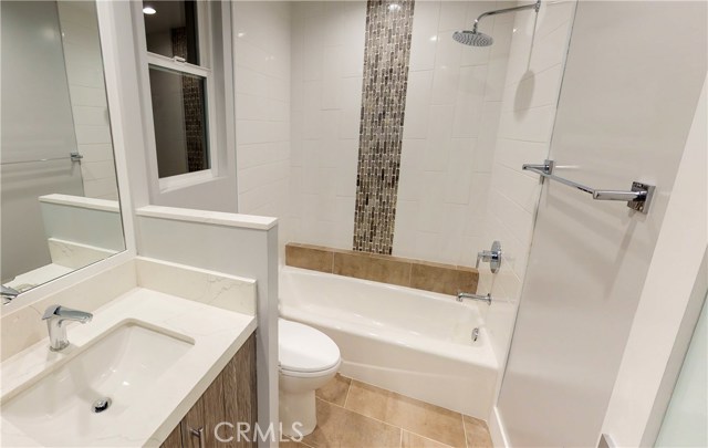 2ND BEDROOM FULL BATH