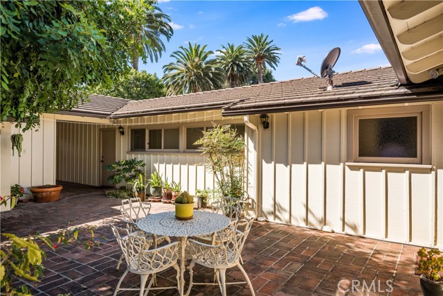 3949 Via Cardelina, Palos Verdes Estates, California 90274, 2 Bedrooms Bedrooms, ,1 BathroomBathrooms,Residential,Sold,Via Cardelina,SB19242727