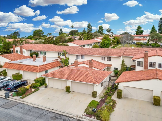 23 Via Granada, Rolling Hills Estates, California 90274, 3 Bedrooms Bedrooms, ,3 BathroomsBathrooms,Residential,Sold,Via Granada,TR21006057