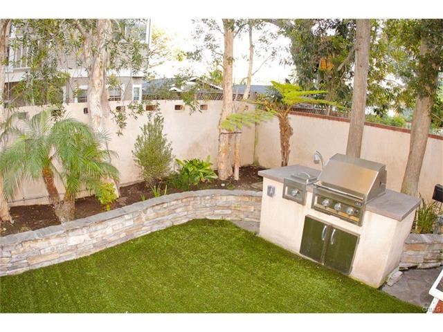 1412 Elm Avenue, Manhattan Beach, California 90266, 3 Bedrooms Bedrooms, ,2 BathroomsBathrooms,Residential,Sold,Elm,SB17069686