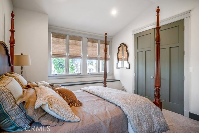 717 31st Street, Manhattan Beach, California 90266, 5 Bedrooms Bedrooms, ,4 BathroomsBathrooms,Residential,Sold,31st,SB20133656