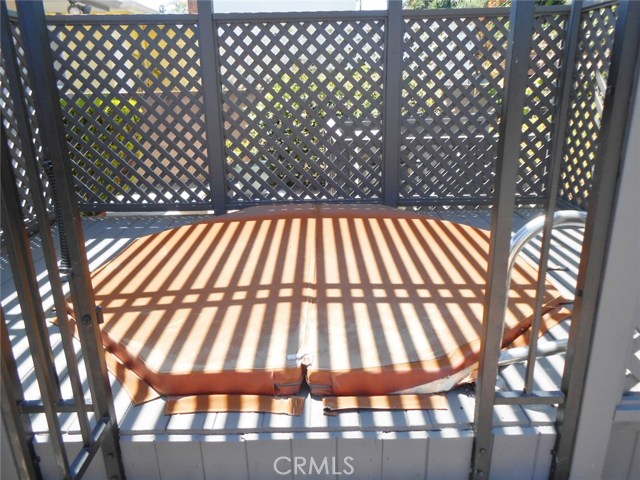 Spa can be Completely Covered when not in use so it's easier to maintain.