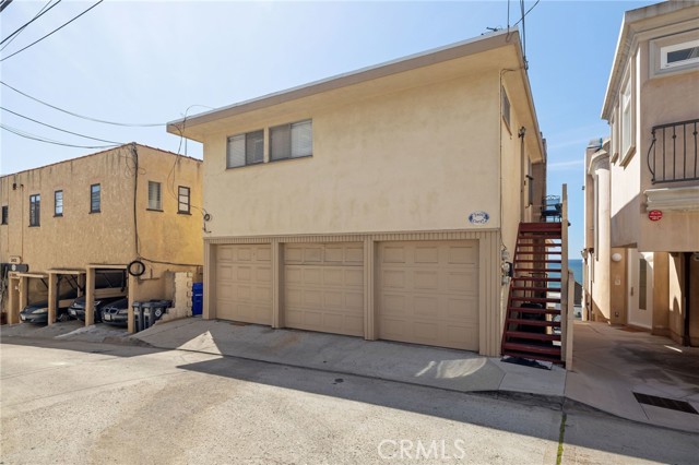 2408 Highland Avenue, Manhattan Beach, California 90266, ,Residential Income,Sold,Highland,SB21059226