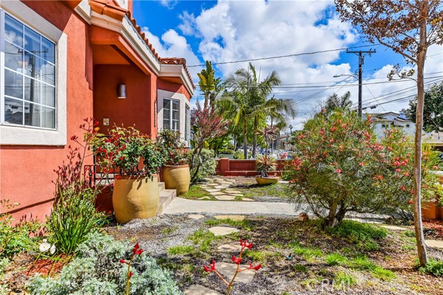 2017 Ruhland Avenue, Redondo Beach, California 90278, 4 Bedrooms Bedrooms, ,3 BathroomsBathrooms,Residential,Sold,Ruhland,SB20063257